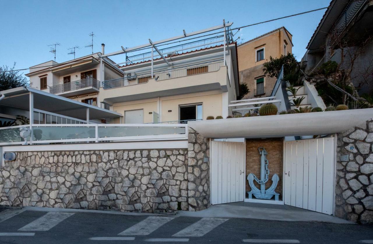 شقة Casa Italia ماسّا لوبْرينسِ المظهر الخارجي الصورة