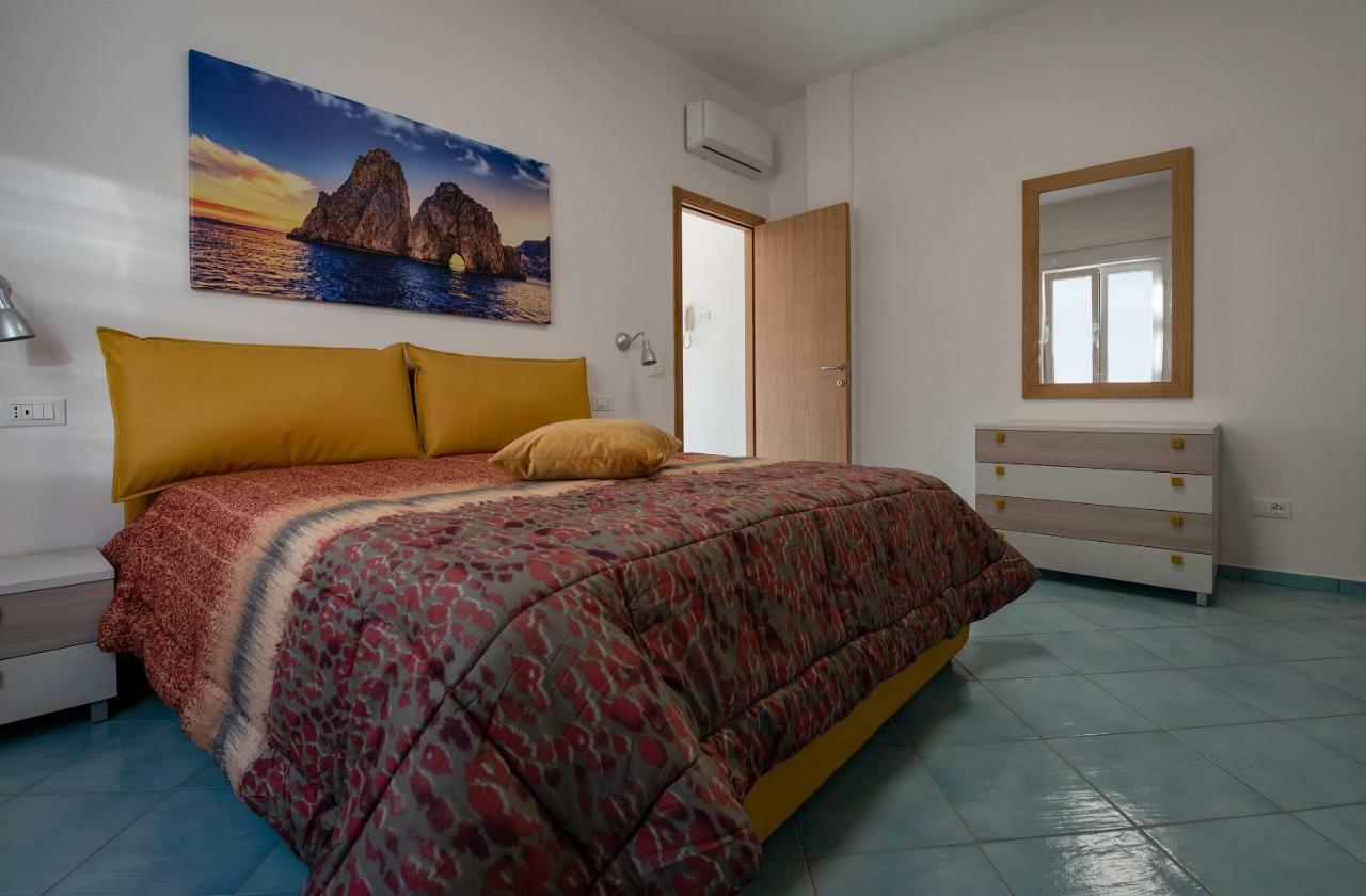 شقة Casa Italia ماسّا لوبْرينسِ المظهر الخارجي الصورة