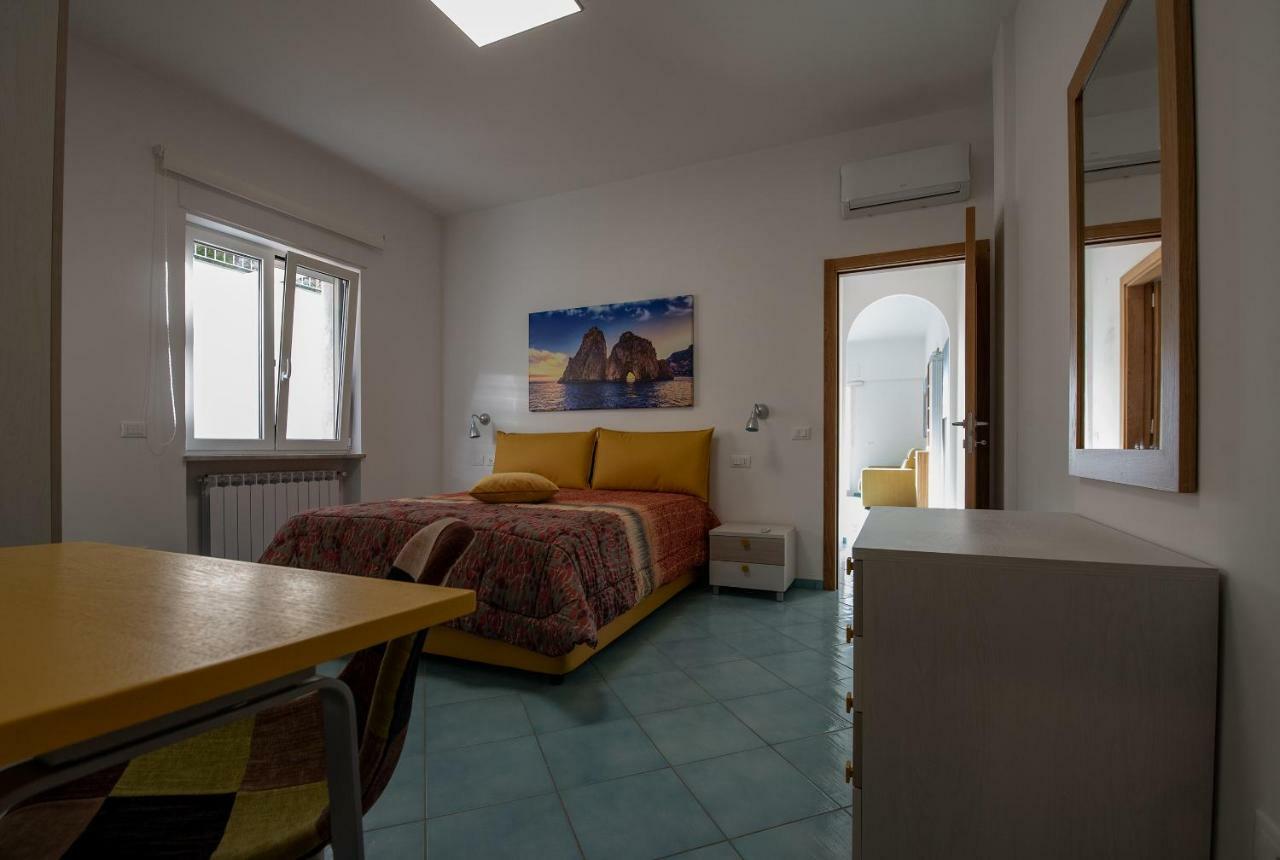 شقة Casa Italia ماسّا لوبْرينسِ المظهر الخارجي الصورة